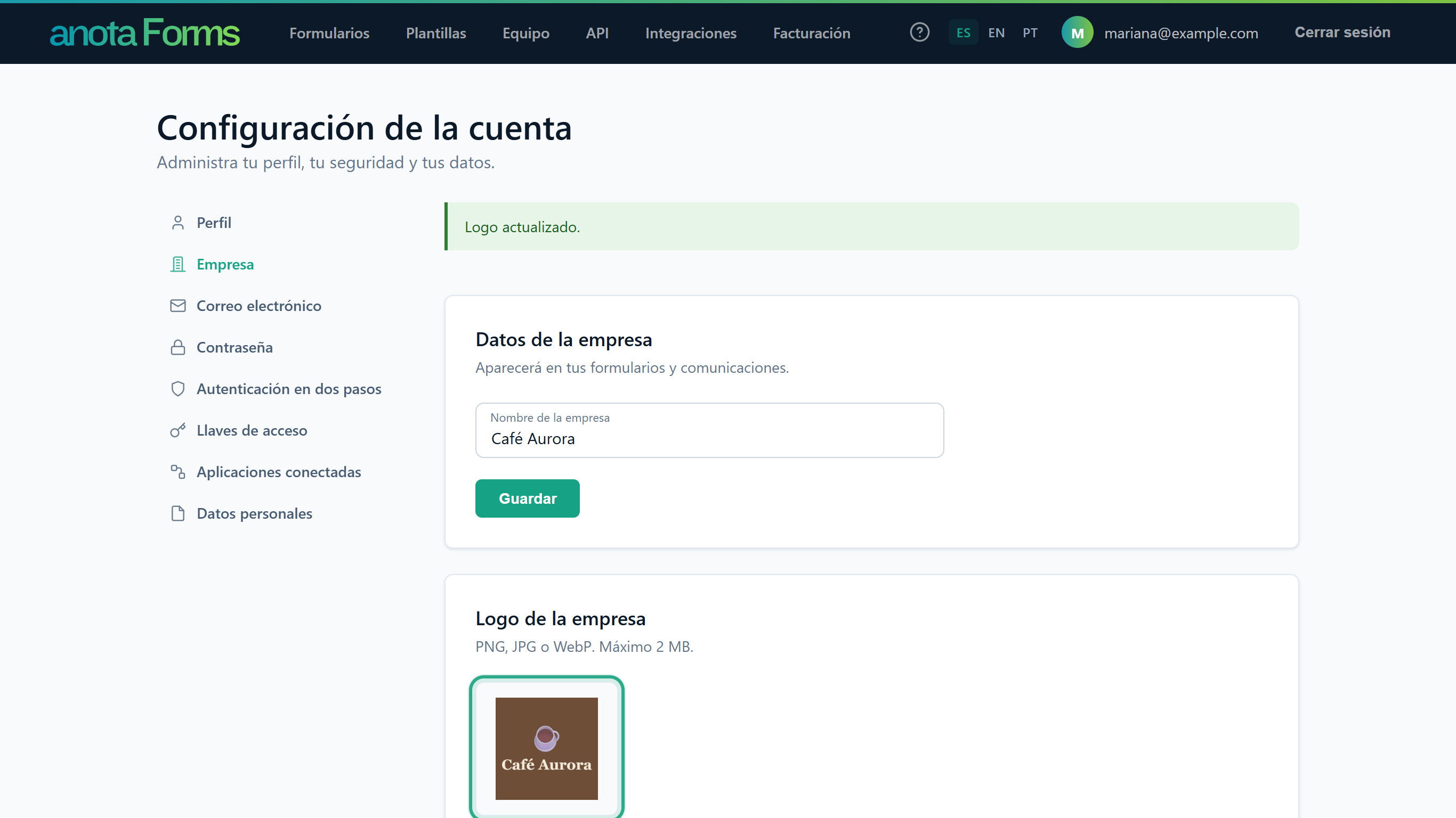 La página Empresa con el mensaje Logo actualizado y el logo de Café Aurora subido, resaltado