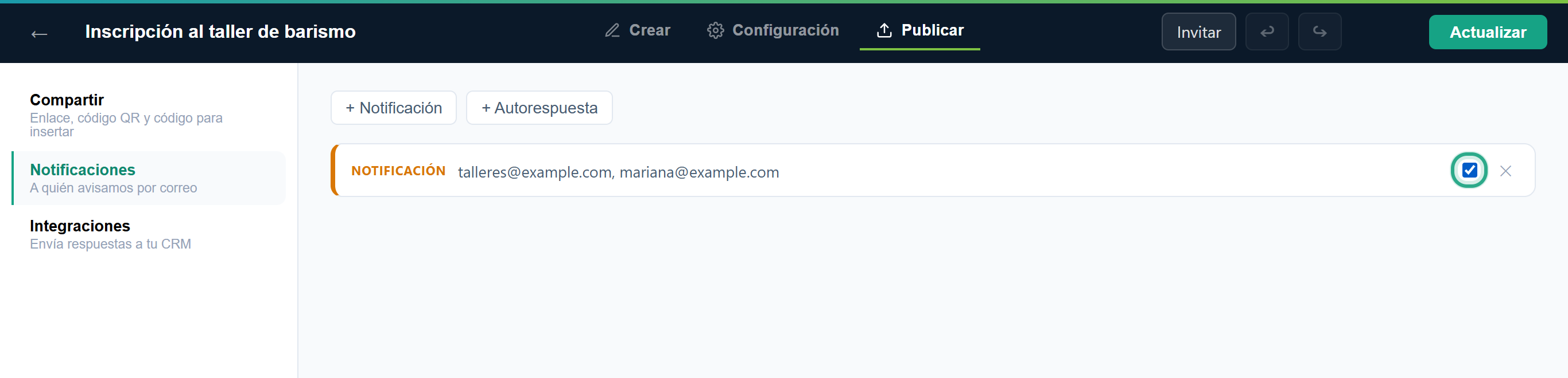 La tarjeta Notificación cerrada, talleres@example.com, mariana@example.com, con su interruptor marcado y resaltado