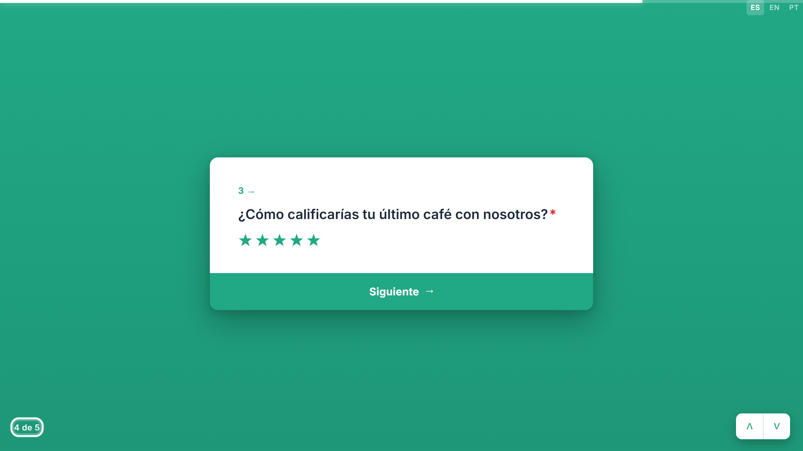 La tarjeta de calificación con cinco estrellas elegidas y el indicador 4 de 5 resaltado abajo a la izquierda
