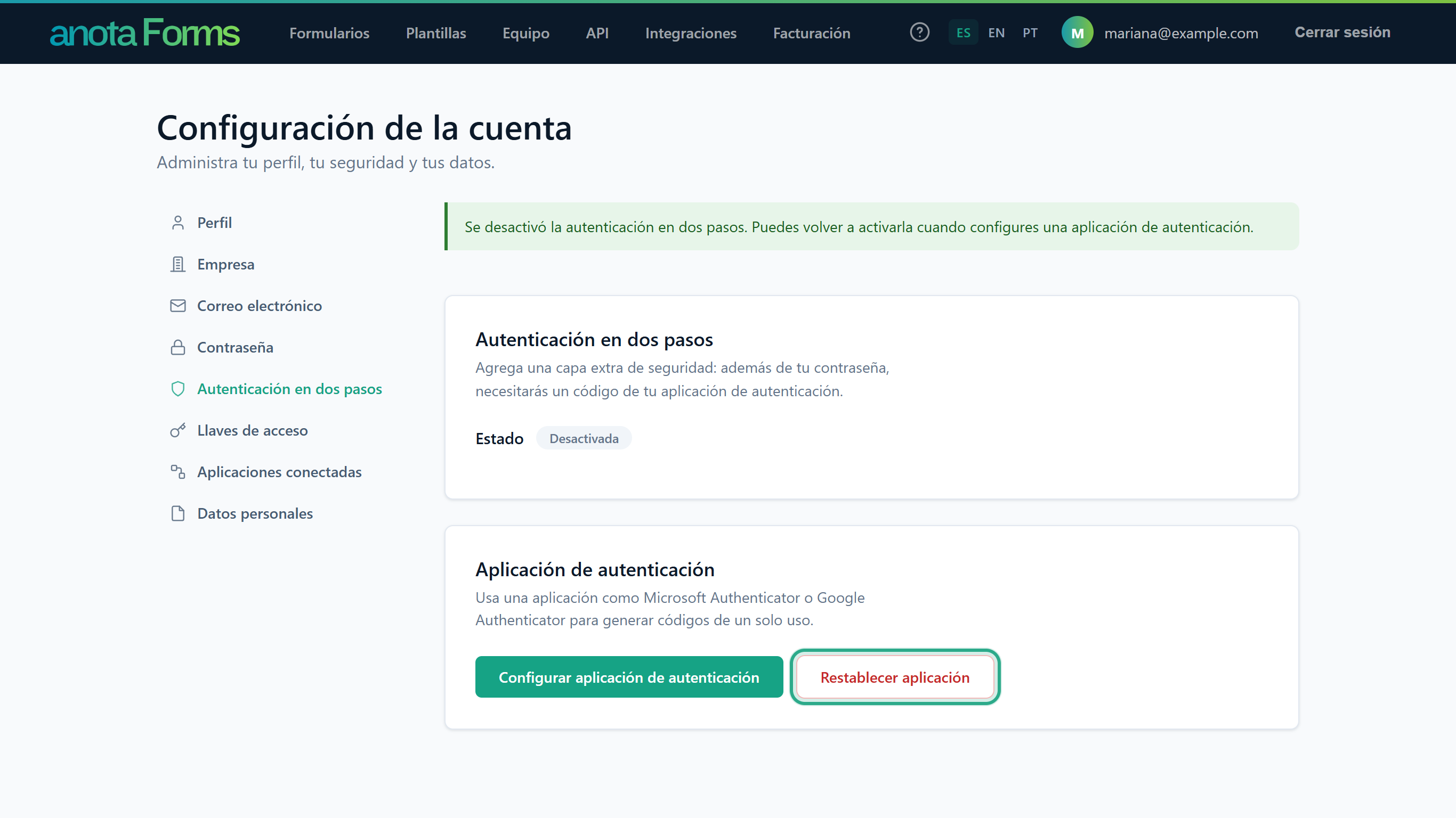 La sección Autenticación en dos pasos, Estado Desactivada, con el botón Restablecer aplicación resaltado en la tarjeta Aplicación de autenticación