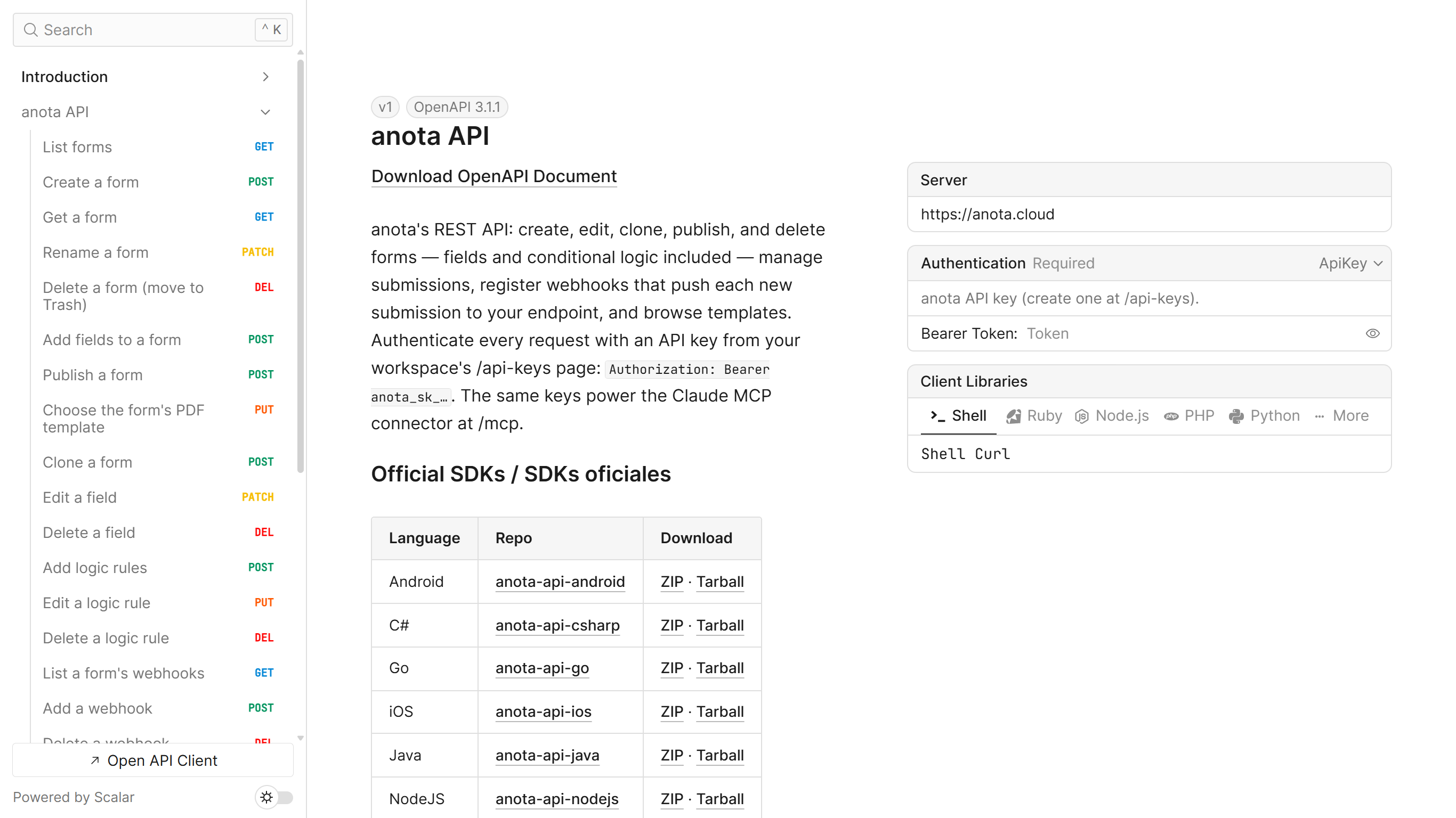 La referencia anota API: la barra lateral de endpoints, la introducción y la tabla de SDK, y a la derecha los cuadros Server https://anota.cloud y Authentication