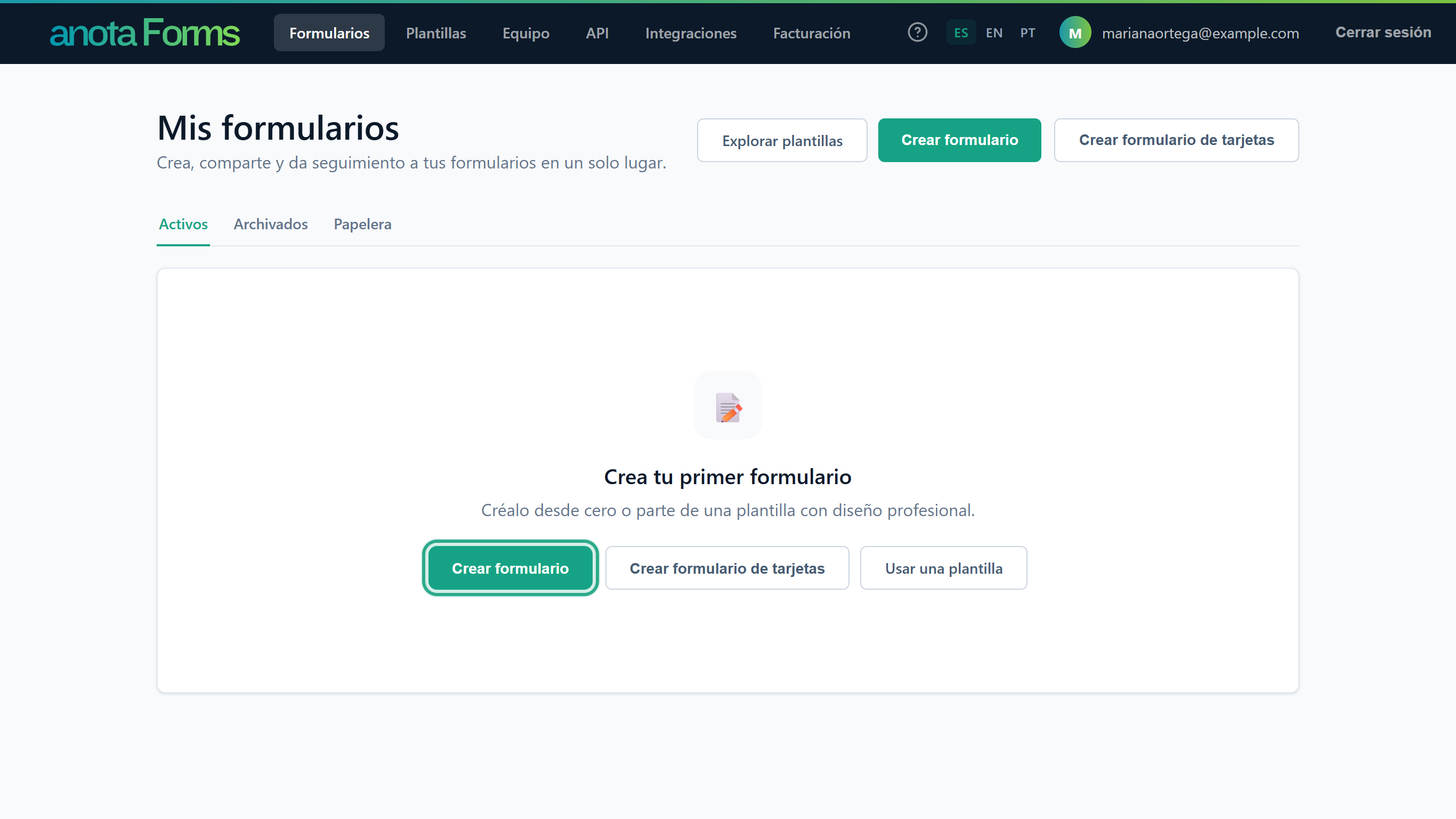 La página Mis formularios vacía con Crea tu primer formulario, y el botón Crear formulario resaltado