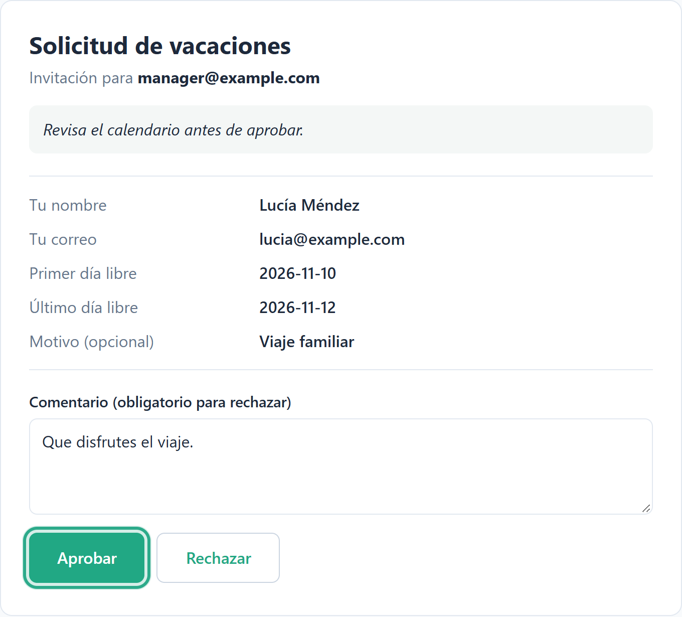 La página de revisión con el comentario Que disfrutes el viaje. escrito y el botón Aprobar resaltado