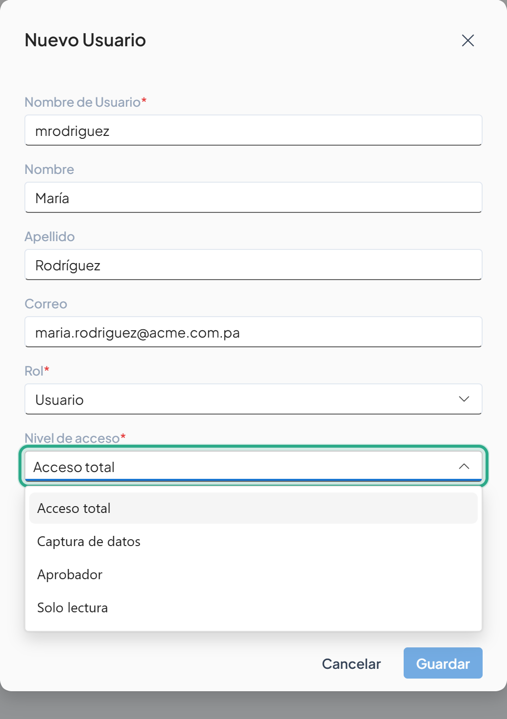 Lista Nivel de acceso abierta con las opciones Acceso total, Captura de datos, Aprobador y Solo lectura