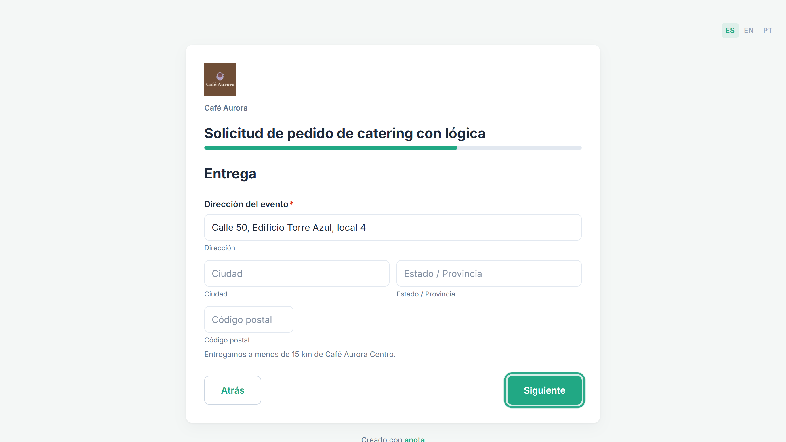 La página Entrega con la dirección del lugar del evento llenada y el botón Siguiente resaltado